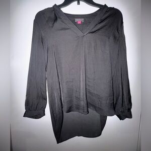 Vince Camuto Black V-Neck Blouse